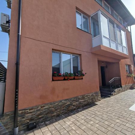 Apartamento Casa DARYA-24h Check-in Bucarest Exterior foto