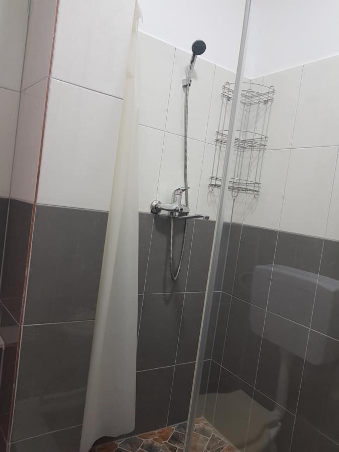 Apartamento Casa DARYA-24h Check-in Bucarest Exterior foto